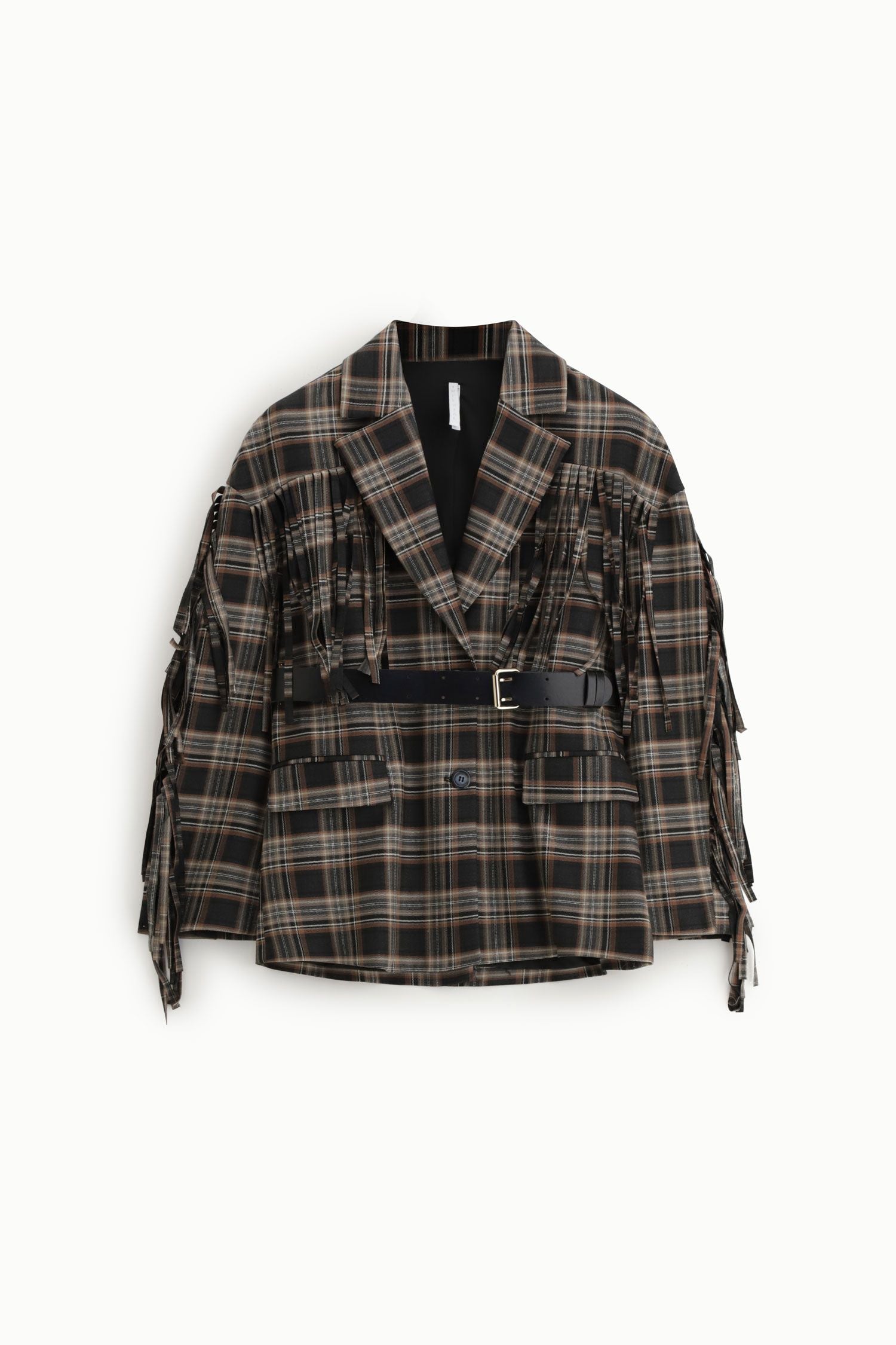 בלייזר עם דוגמת משבצות, פרנזים וחגורה