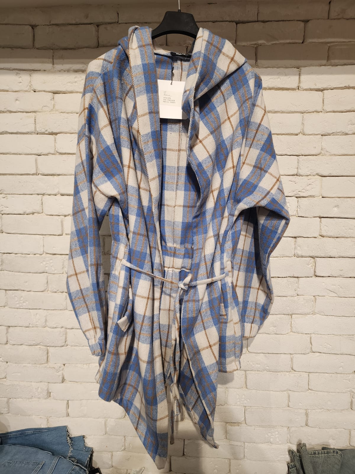 קפוצ'ון אי סימטרי משבצות