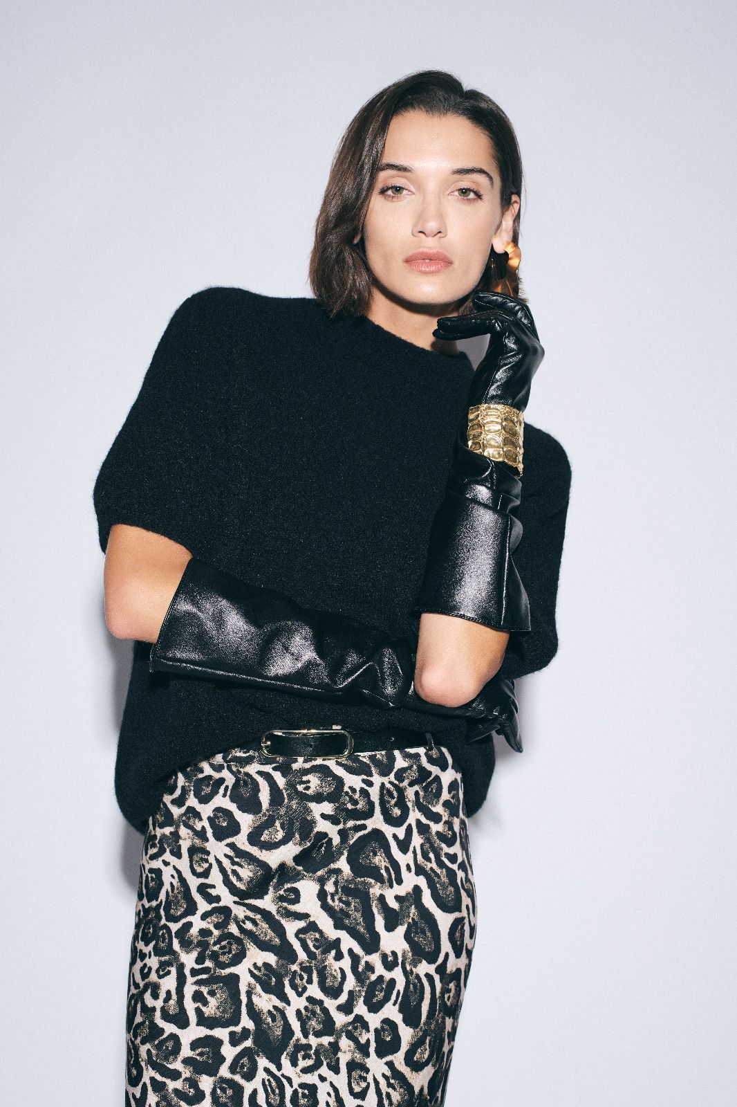 חצאית ארוכה עם הדפס חיות וחגורה דקה