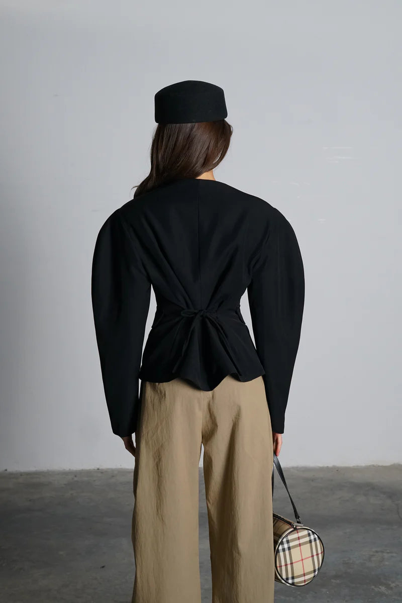 ג'קט אמיליה