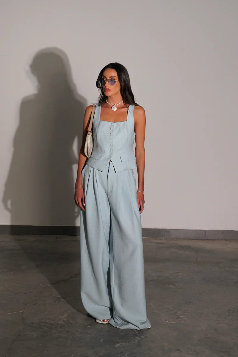 חליפת בריטני-תכלת