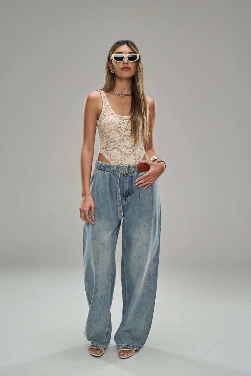 בגד גוף טיילור