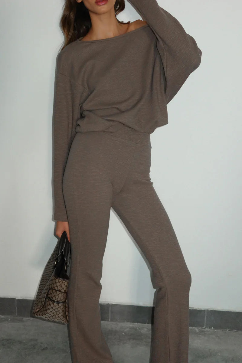 חליפה כתף חשוף