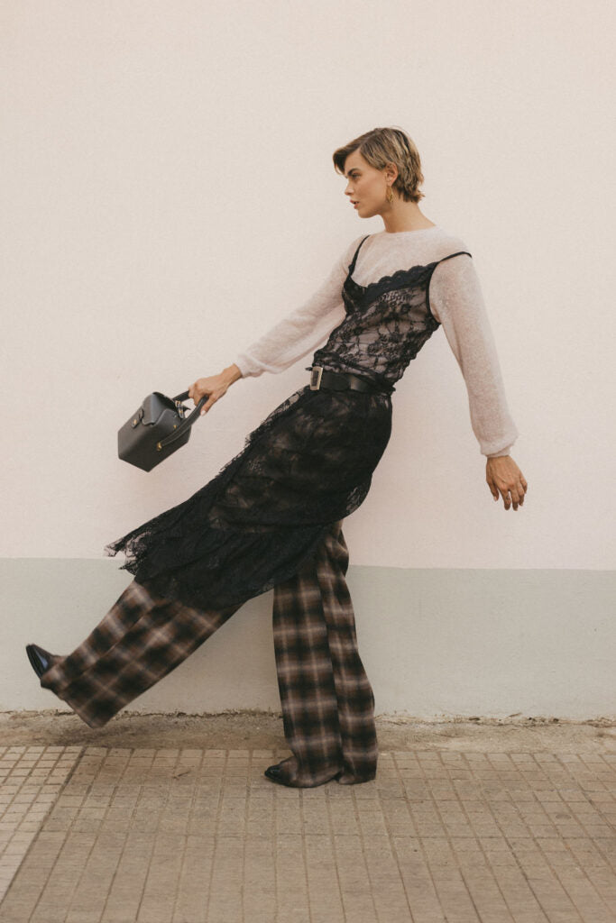 שמלה עליונית תחרה סולטיס