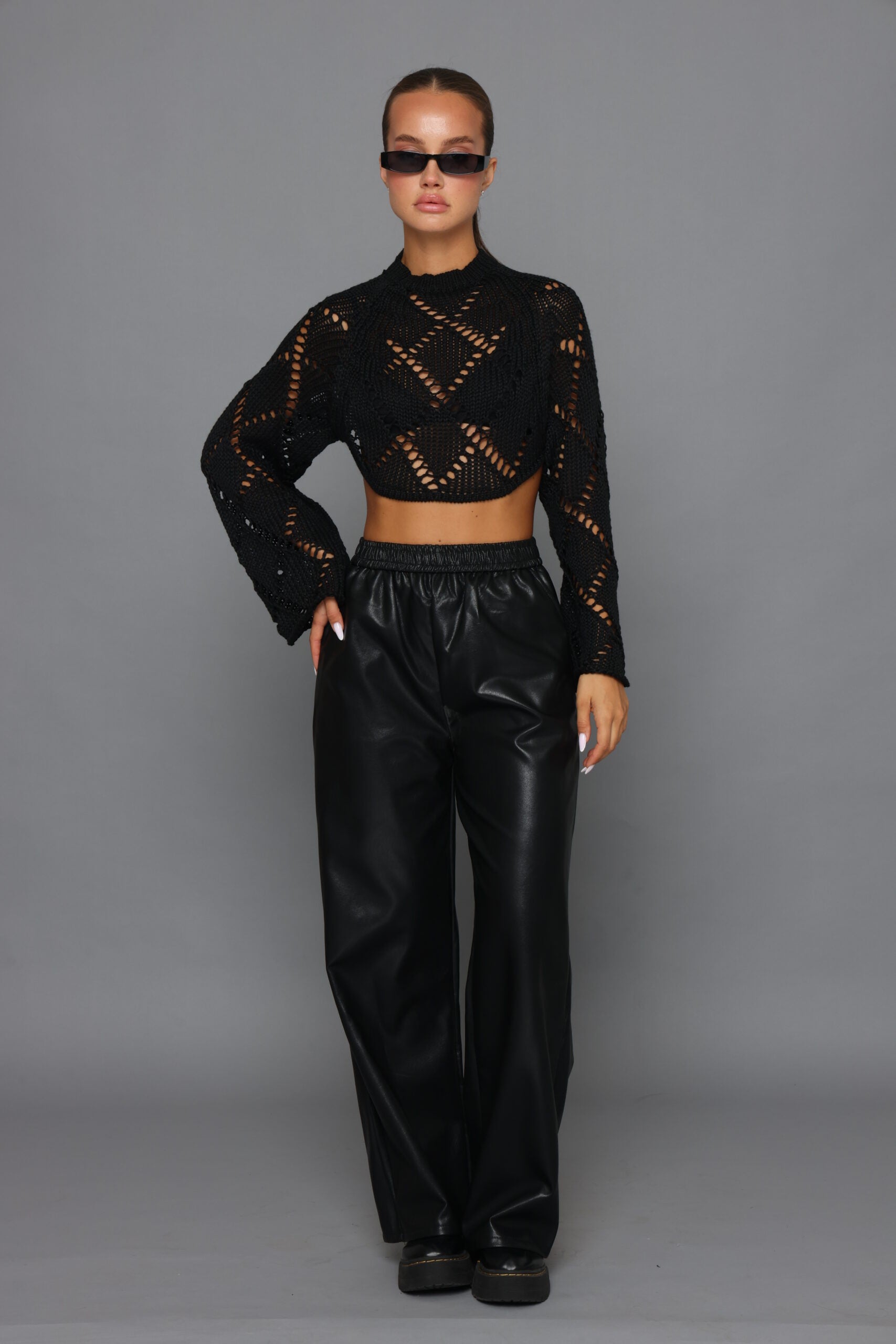 סריג קרושה קרופ גב חשוף