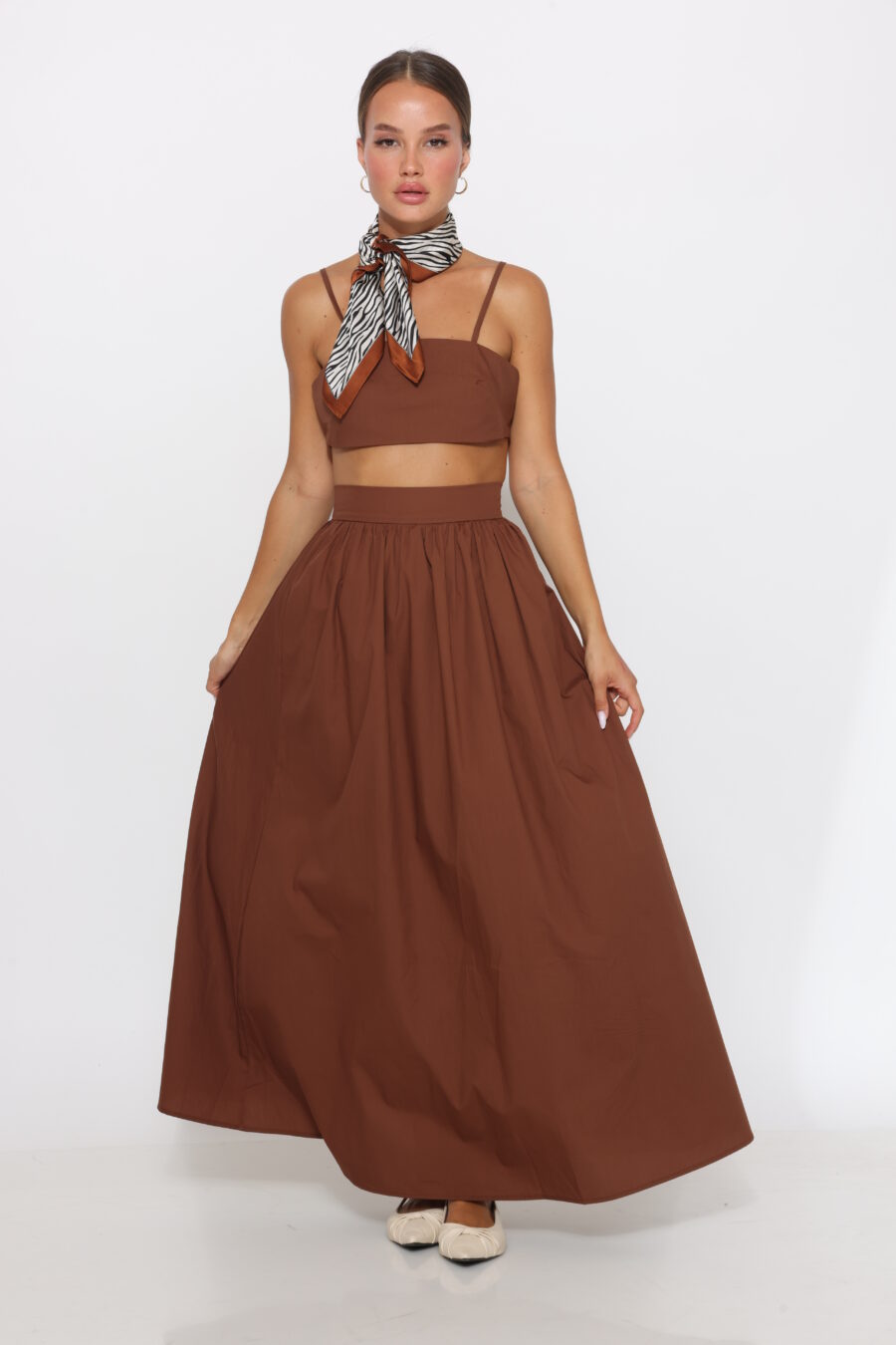 חליפת חצאית מקסי וטופ