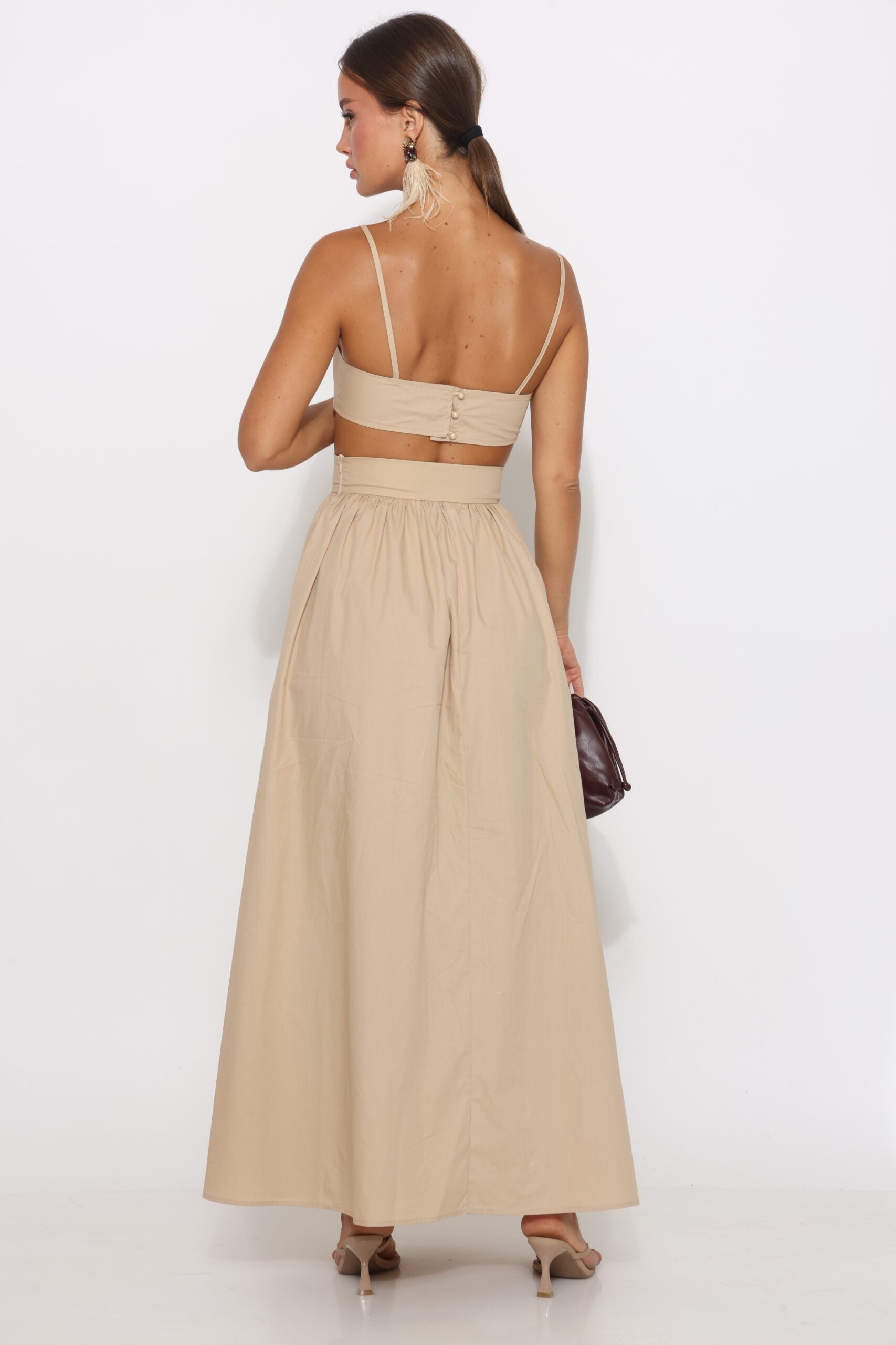 חליפת חצאית מקסי וטופ