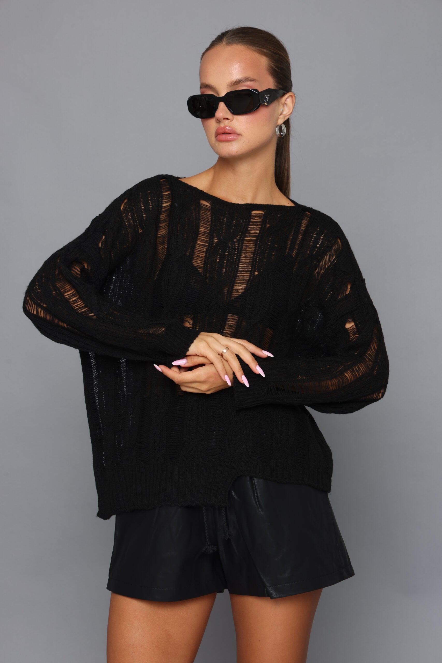 סריג צמות  חצי  שקוף