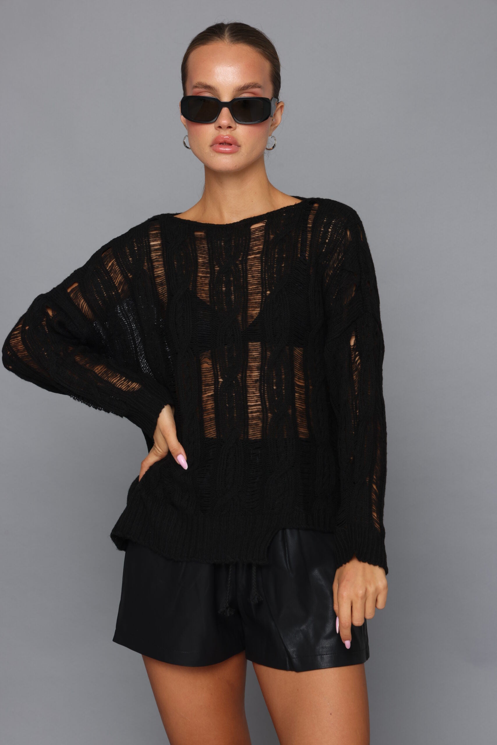 סריג צמות  חצי  שקוף