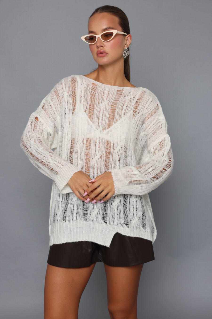 סריג צמות  חצי  שקוף