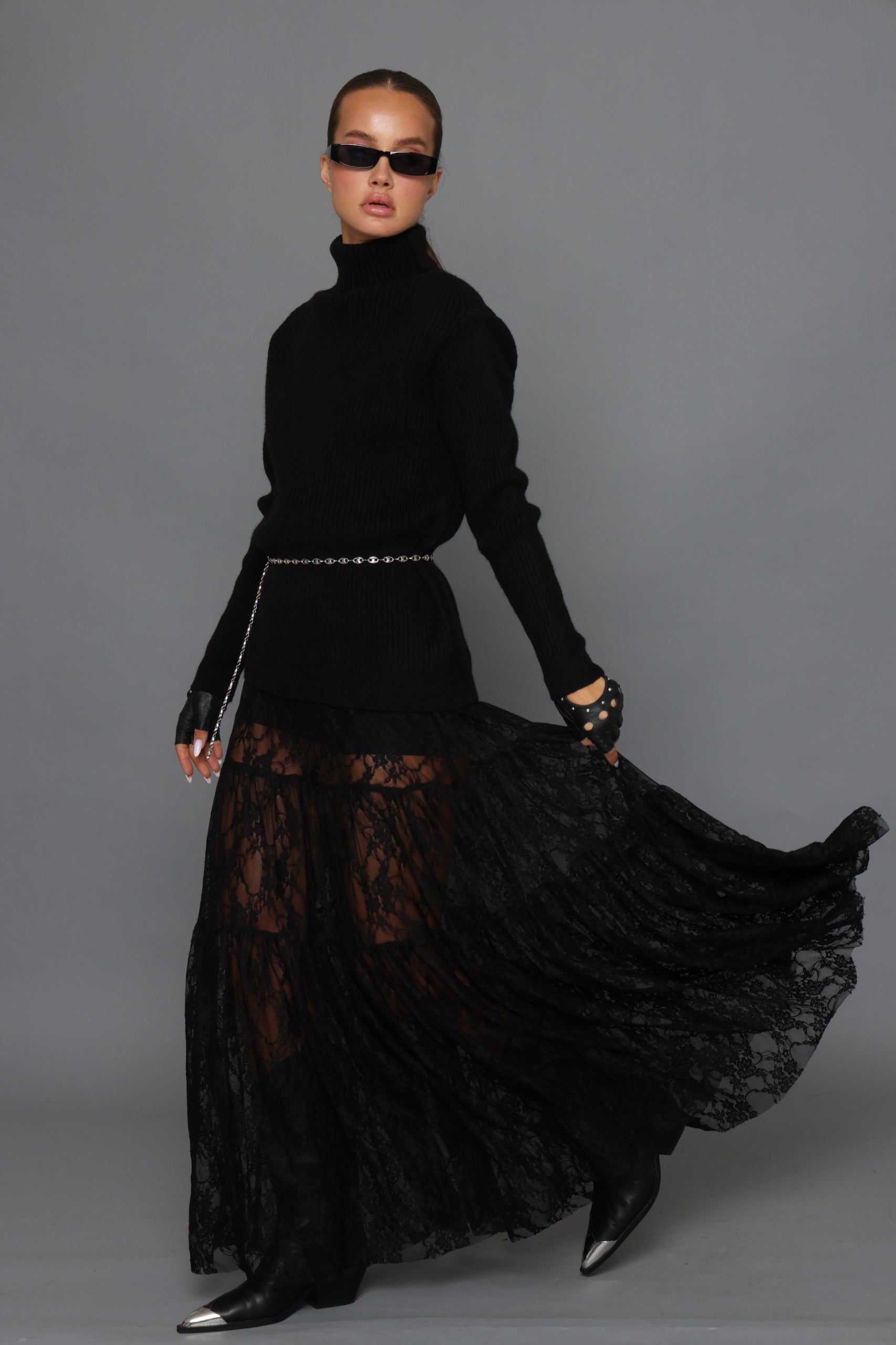 חצאית מקסי תחרה