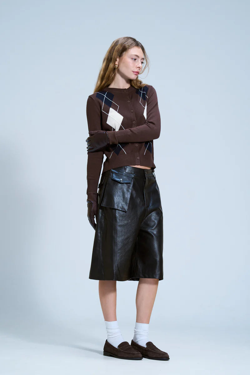 קרדיגן מיי חום