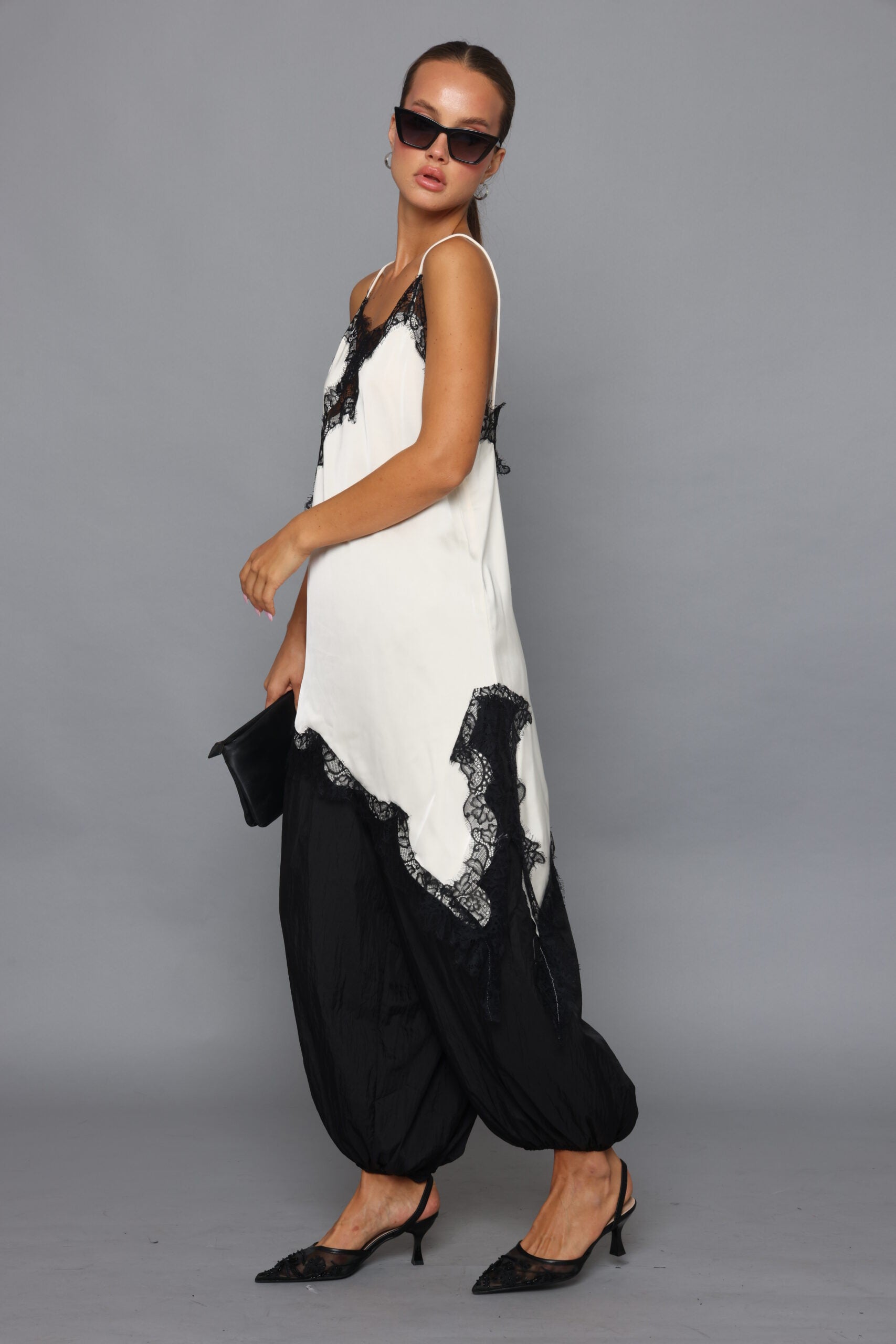 טוניקה סאטן תחרה